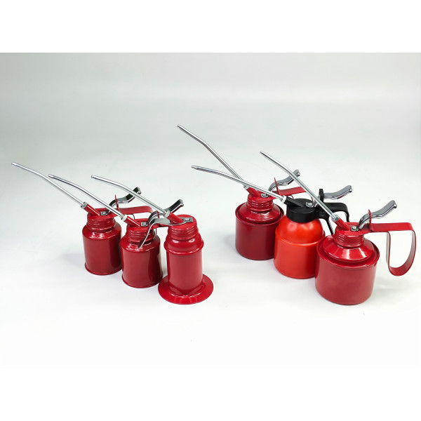 Масленка рычажная пластиковый бак 300 мл, гибкий и металлический наконечник Profline 78031