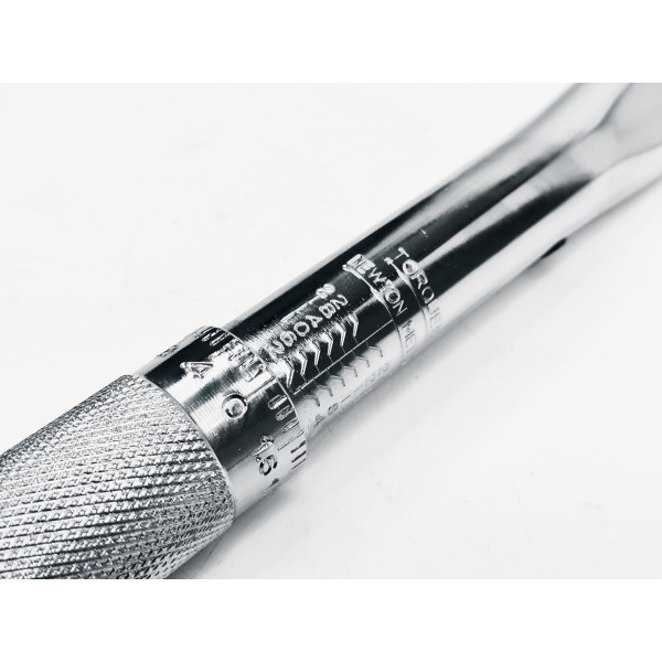 Динамометрический ключ 1/4" 5-25NM Profline 39001