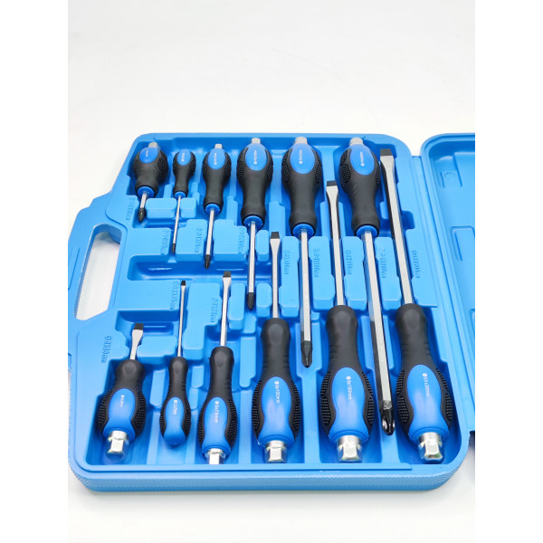 Набор отверток PH0-PH4, SL3.2-SL9.5 усиленных цельнометаллических 12шт. Profline 63112