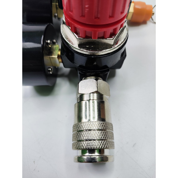 Прессостат к компрессору (2 манометра, редуктор 1 выход быстросъем ) Profline 7320A