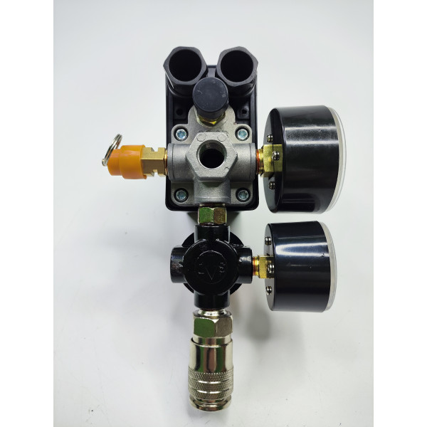 Прессостат к компрессору (2 манометра, редуктор 1 выход быстросъем ) Profline 7320A