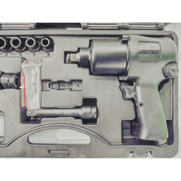 Гайковерт пневматический 1/2' с набором головок (813 Нм, 7000 об/мин, 125 мм, 3 кг) Aeroforce AE-SQ15